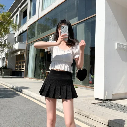Ultra-short Lace Mini Pleated Skirt - Image 5