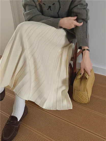 Knitted Thicken Pleated Skirts - Image 4
