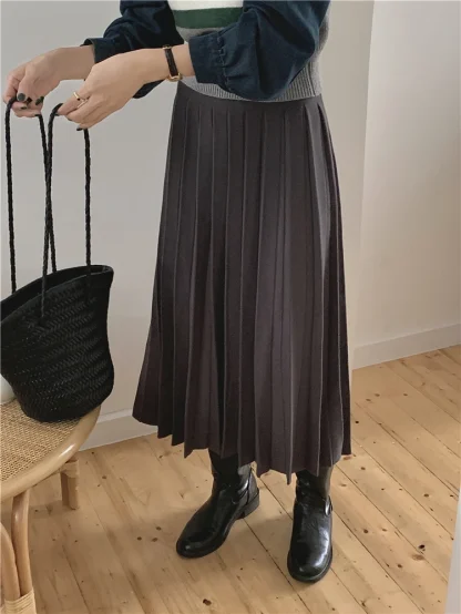 Knitted Thicken Pleated Skirts - Image 3